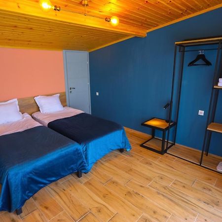 Hotel Inside Kazbegi Экстерьер фото